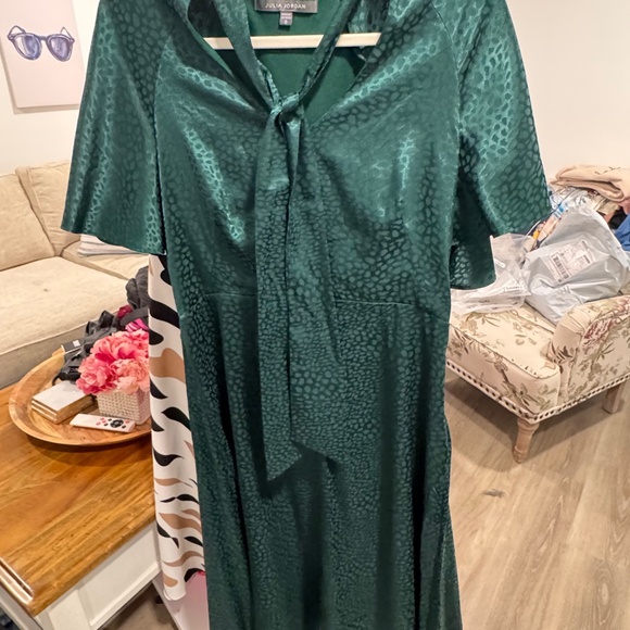 Julia Jordan emerald green midi dress - Picture 2 of 4